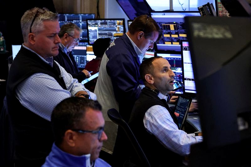 Gráfico representando a queda do mercado de ações em Wall Street