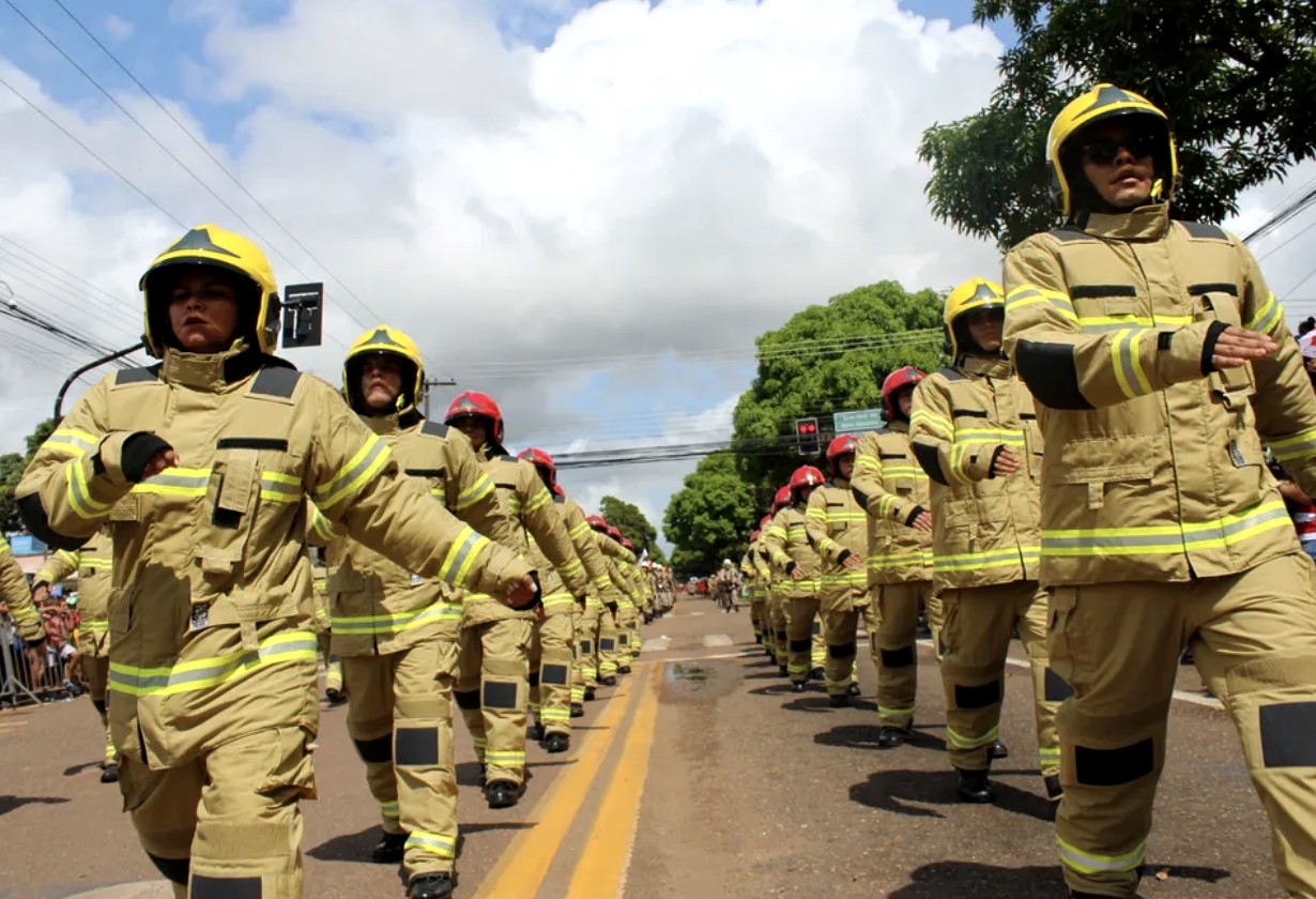 Desfile de 7 de setembro, em Macapá, que celebra a Independência do Brasil - Corpo de Bombeiros Militar (CBM) no Amapá